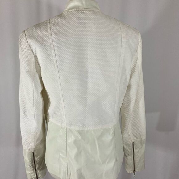 Trouve’ White Faux Leather Jacket - Picture 9 of 9